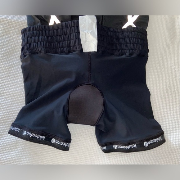 Women’s LULULEMON ATHLETICA Light Up skort size 6 - Picture 10 of 16